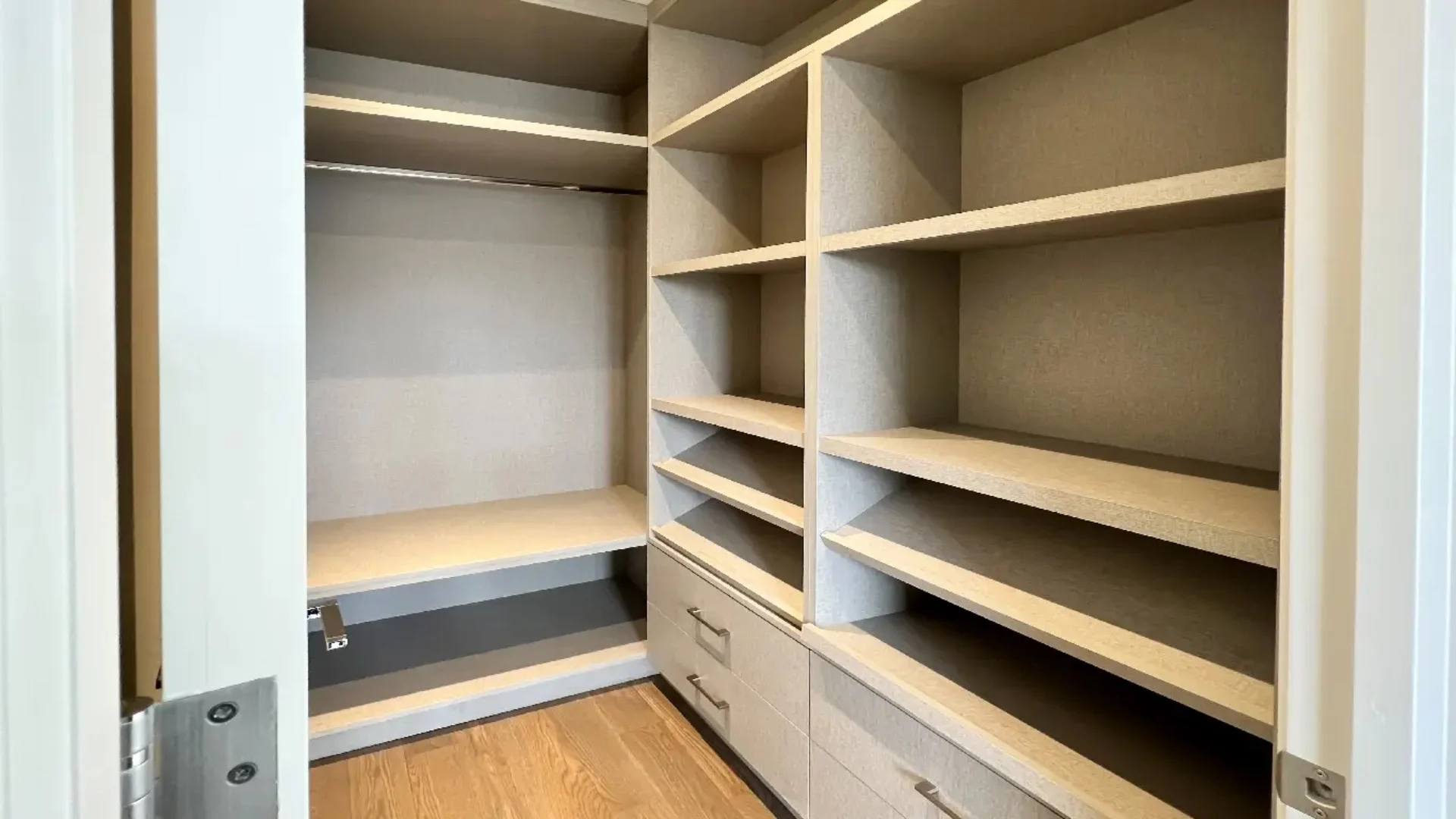 closet organizers (4)